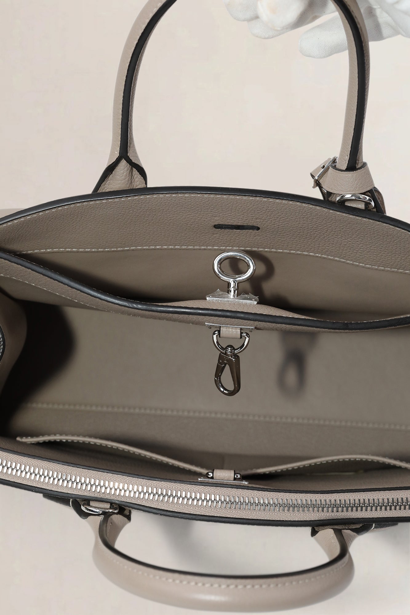 Louis Vuitton Grey City Steamer MM Top Handle Bag