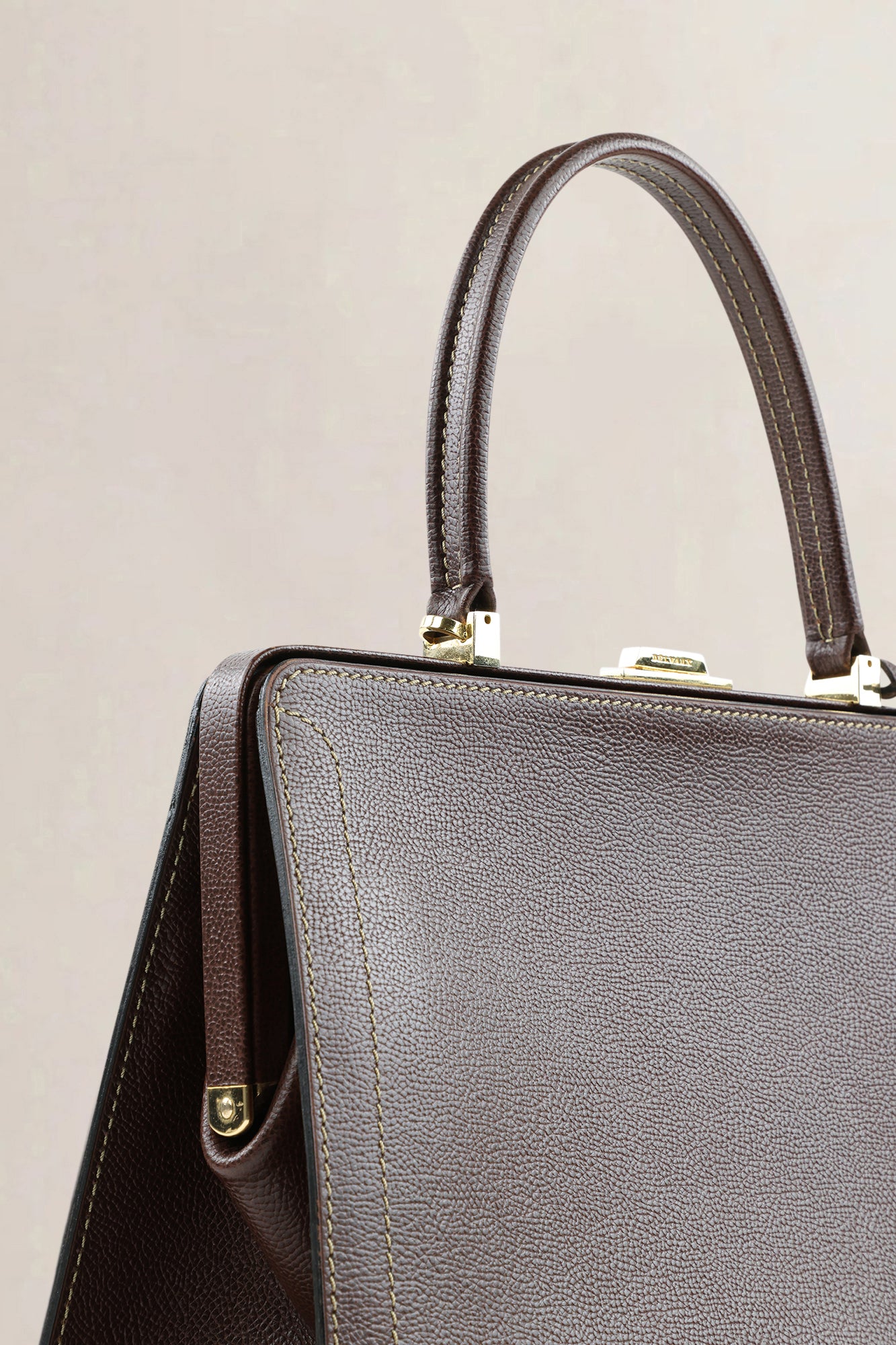 Delvaux Classico GM brown jumping calf — vintage