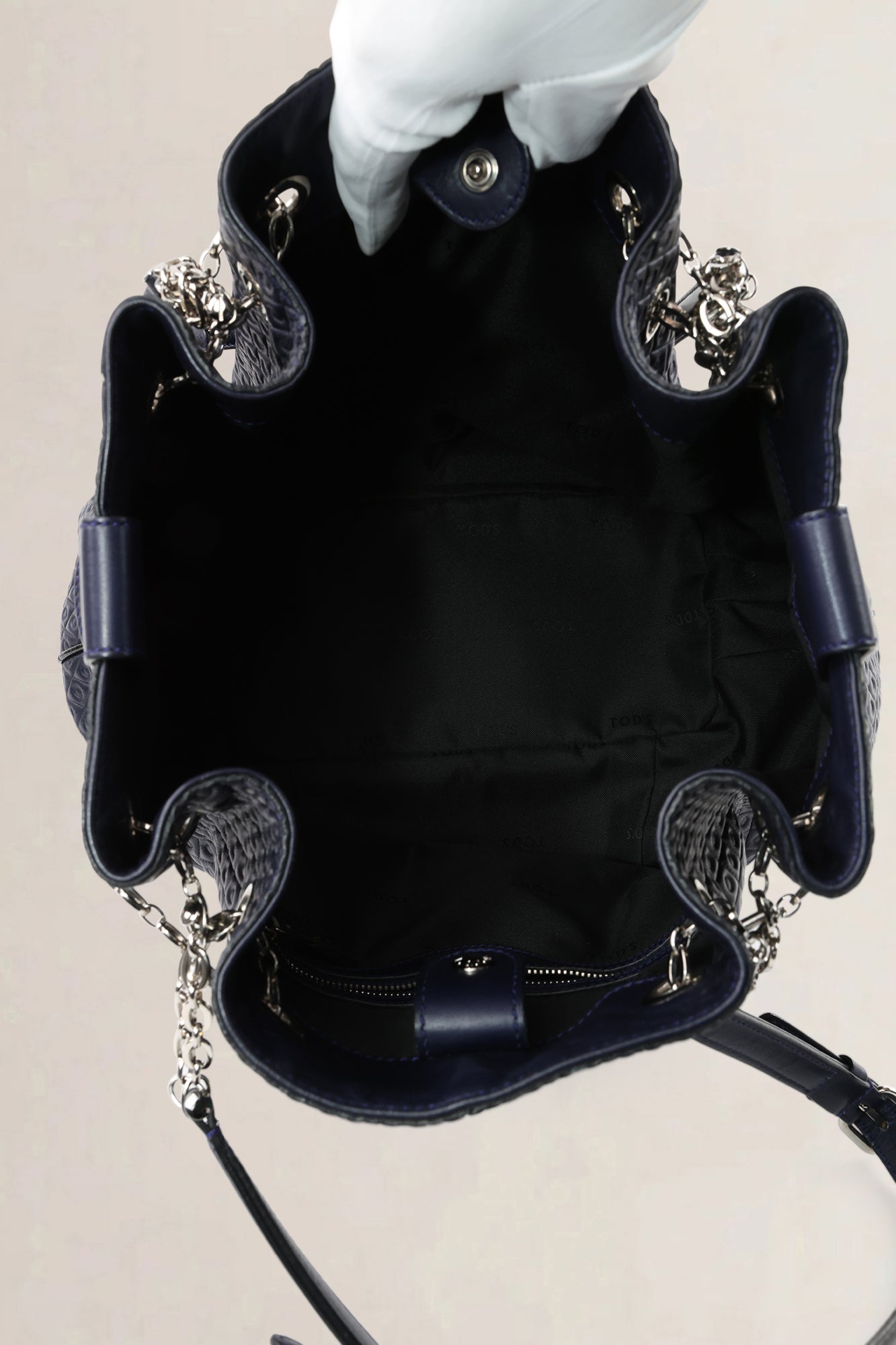 Tod's Navy Blue Patent Shoulder Bag — preloved