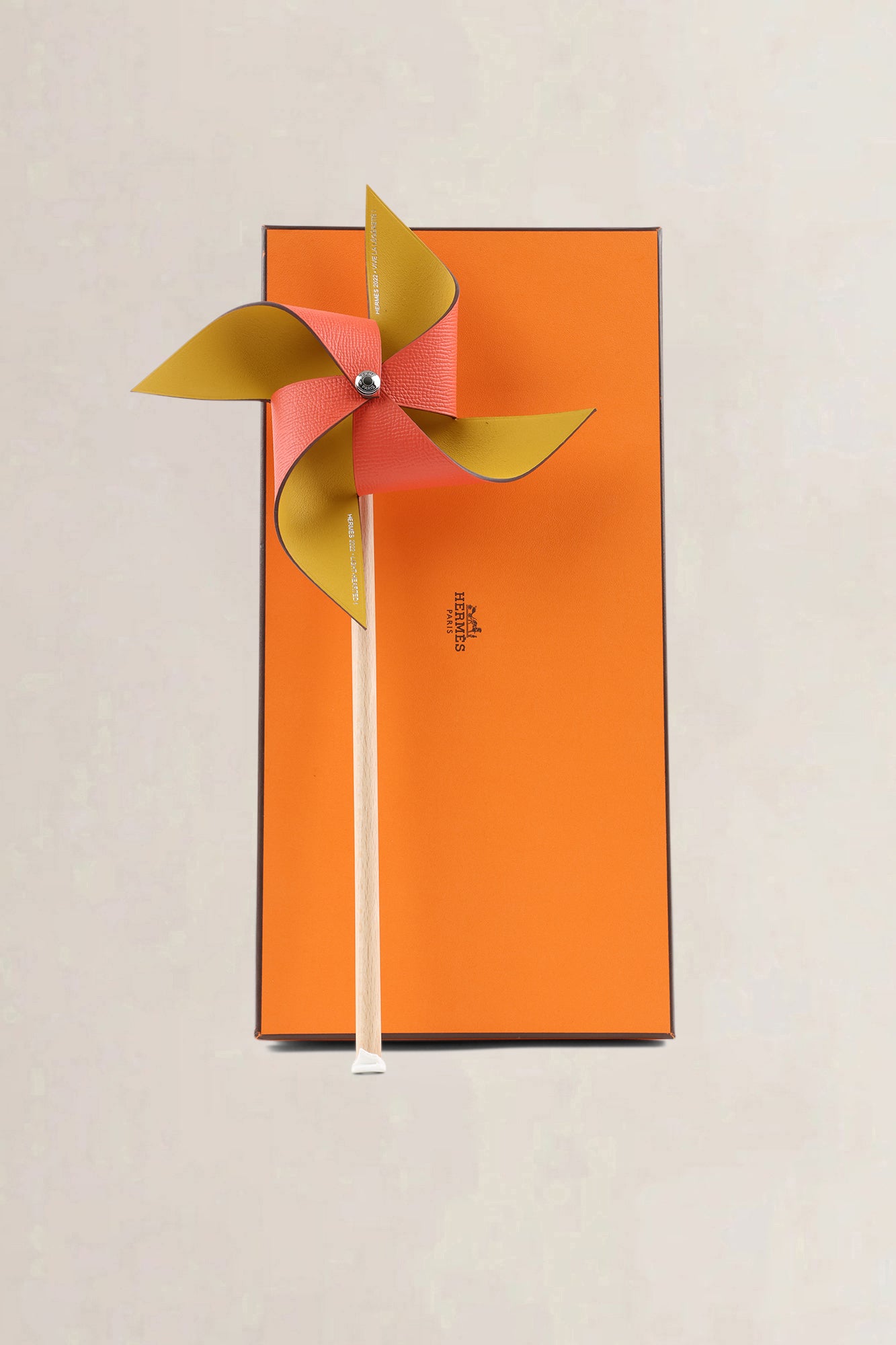 Hermès Vive La Légèreté Moulin à Vent — preloved