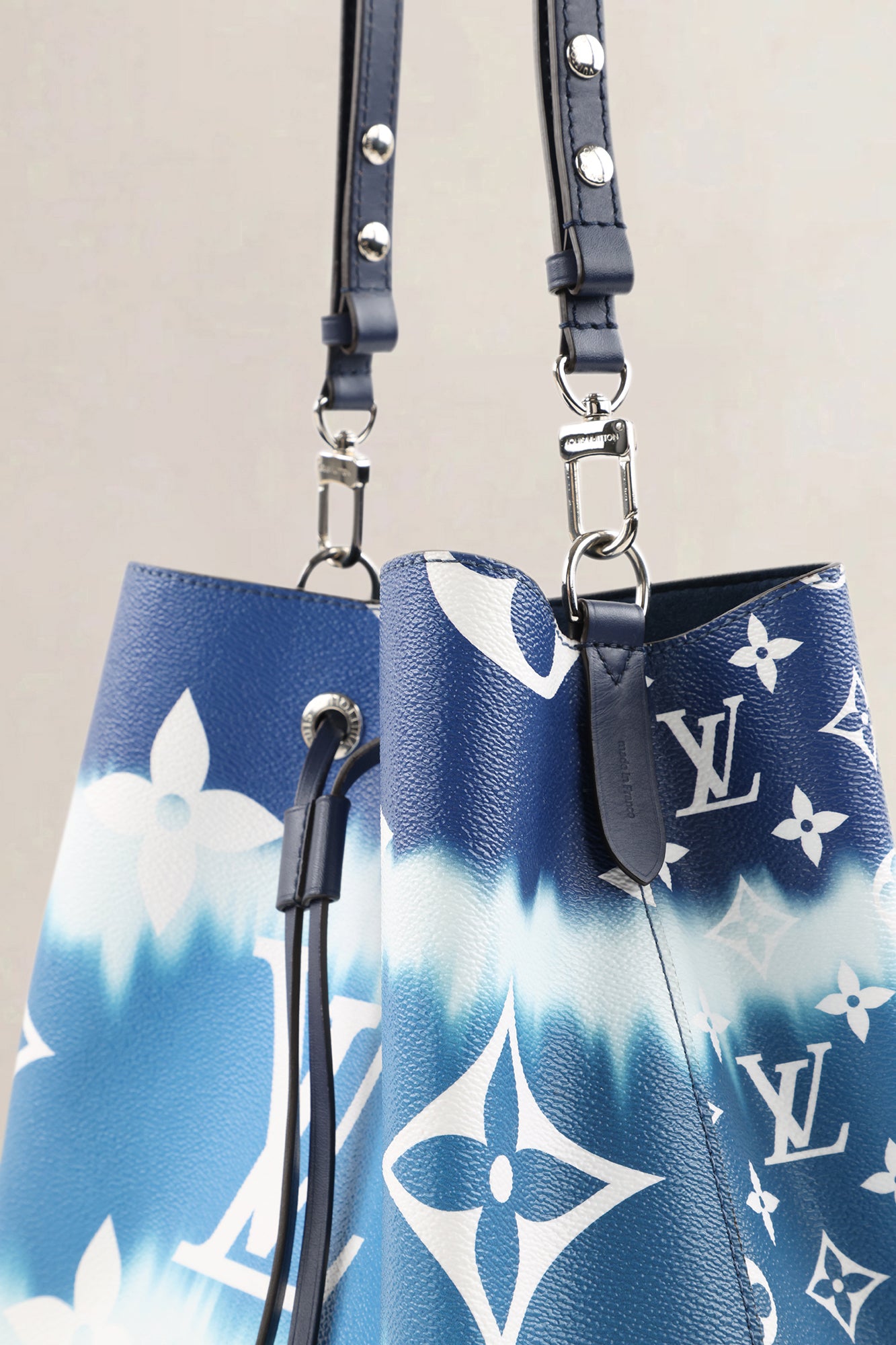 Louis Vuitton NeoNoé MM Limited Edition Escale Shoulder Bag