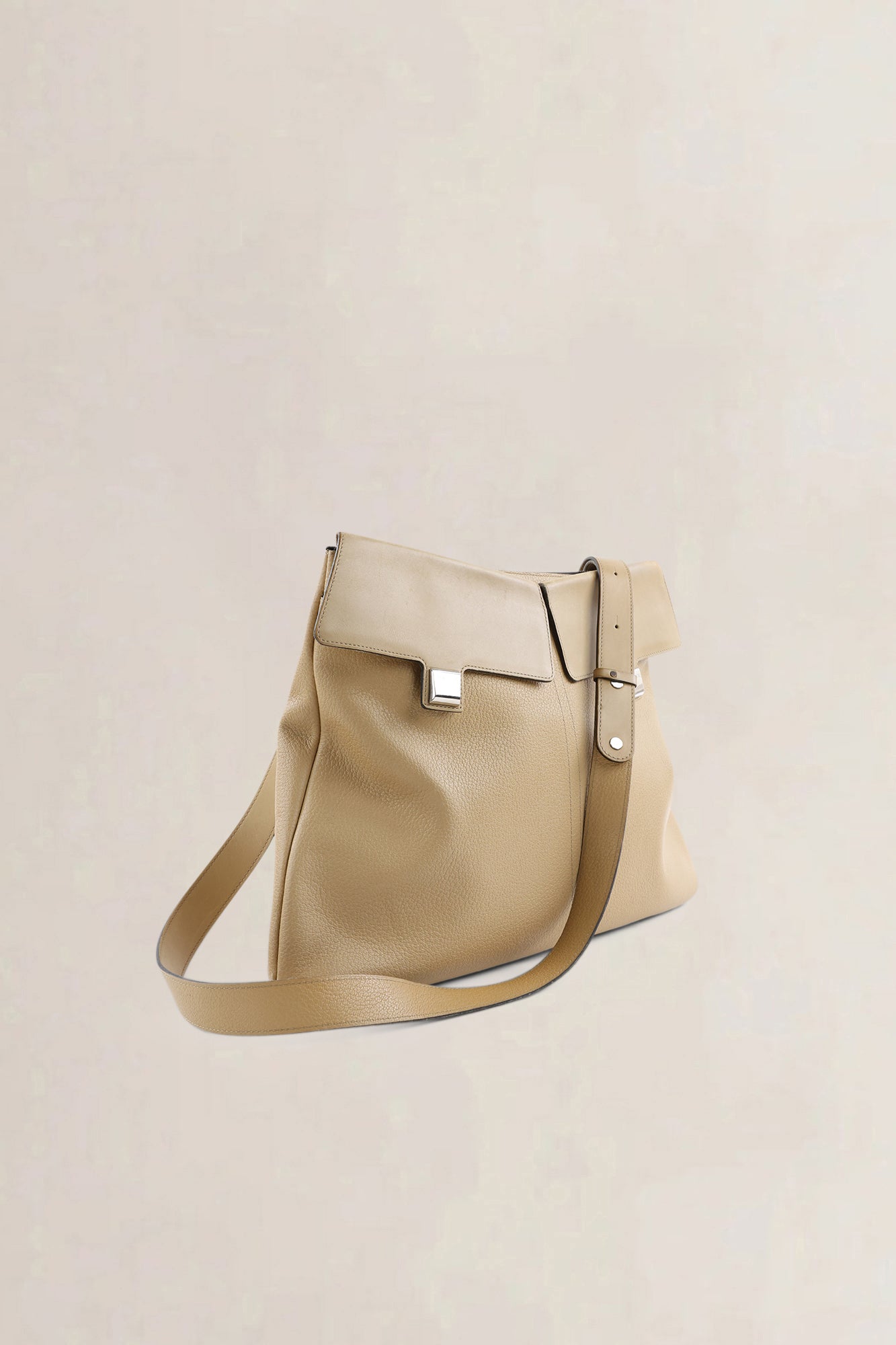 Deux de Delvaux Beige Leather Crossbody Bag