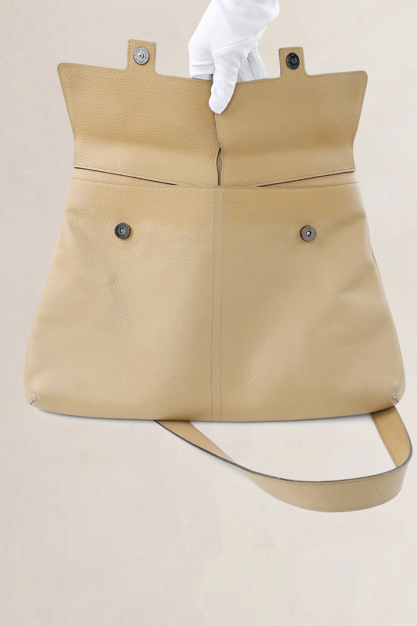 Deux de Delvaux Beige Leather Crossbody Bag