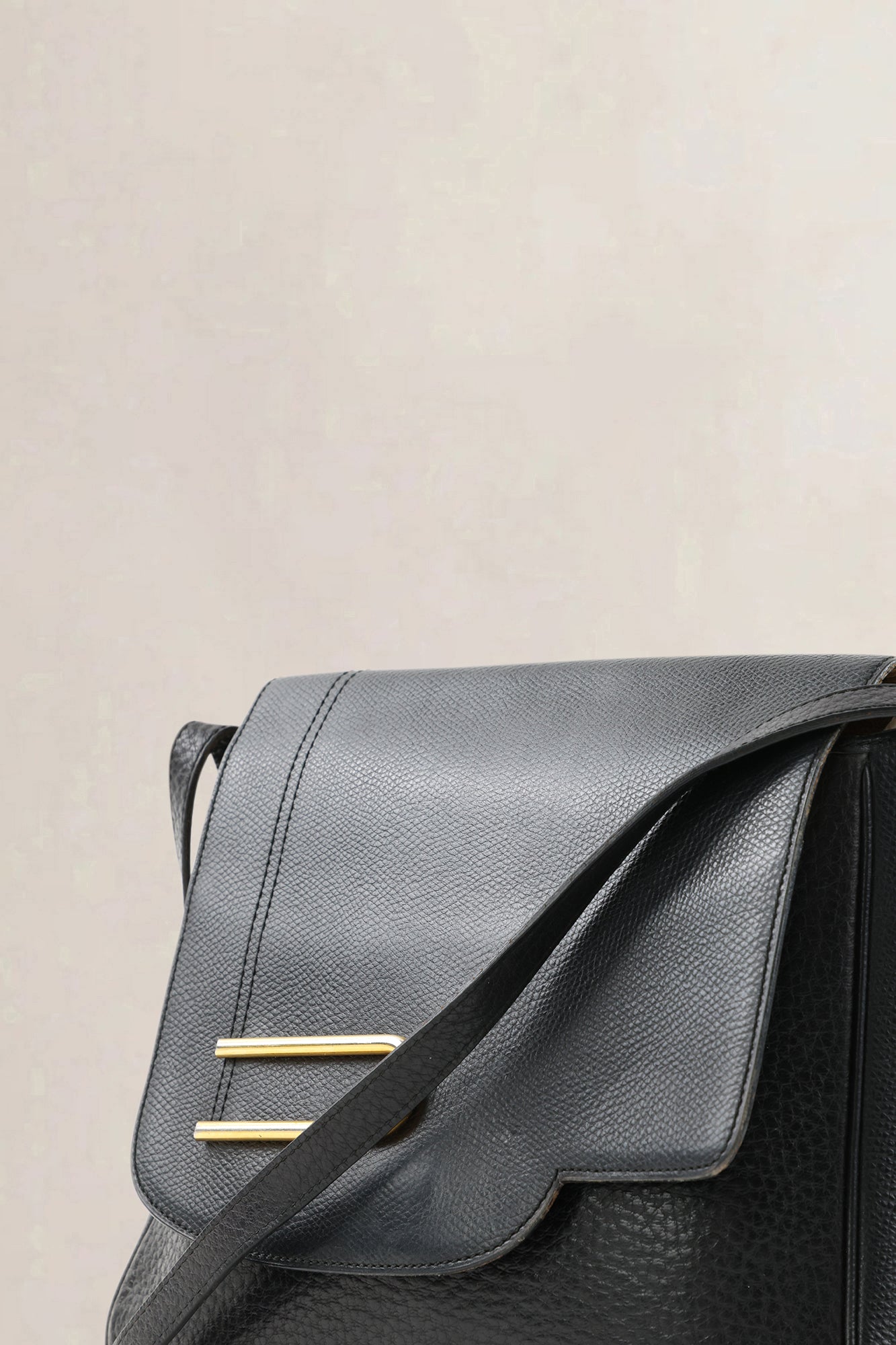 Delvaux Vintage Black Leather Crossbody Bag