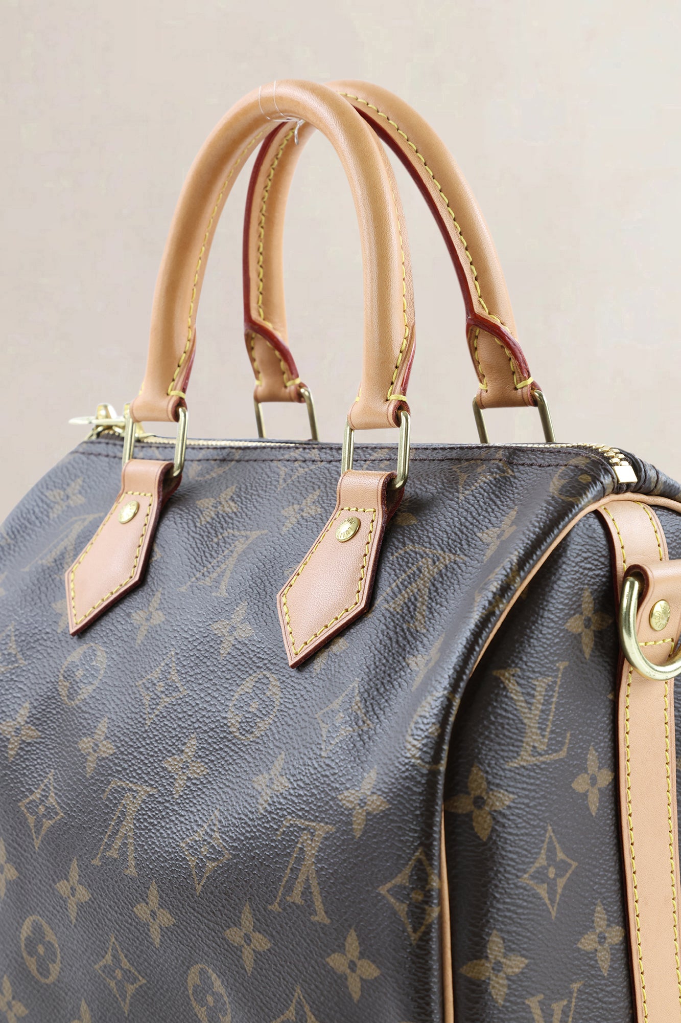 Louis Vuitton Classic Monogram Speedy Bandoulière 25 Crossbody Bag