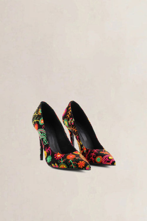 Morobé Black Embroidered Floral Pumps