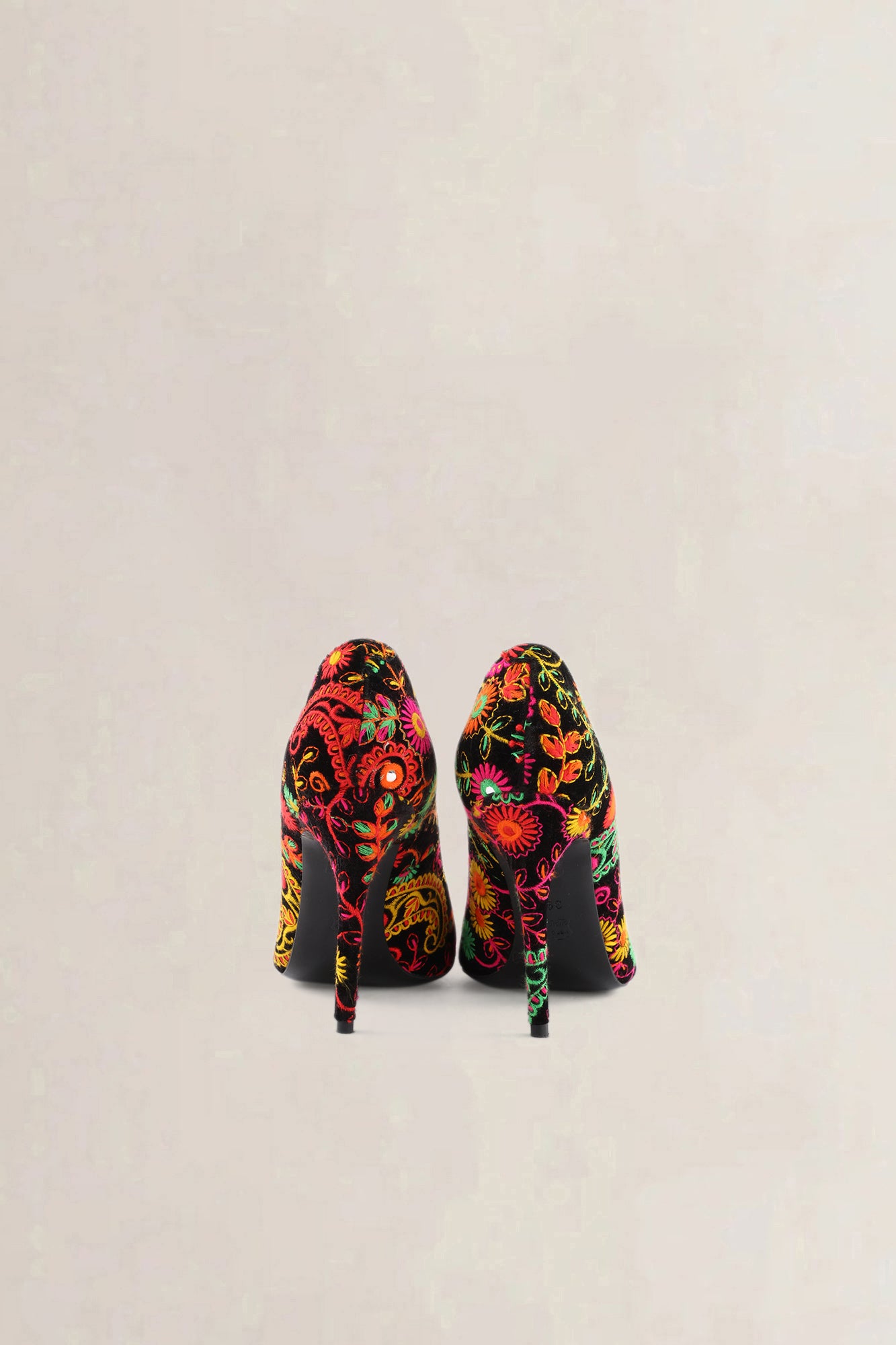 Morobé Black Embroidered Floral Pumps