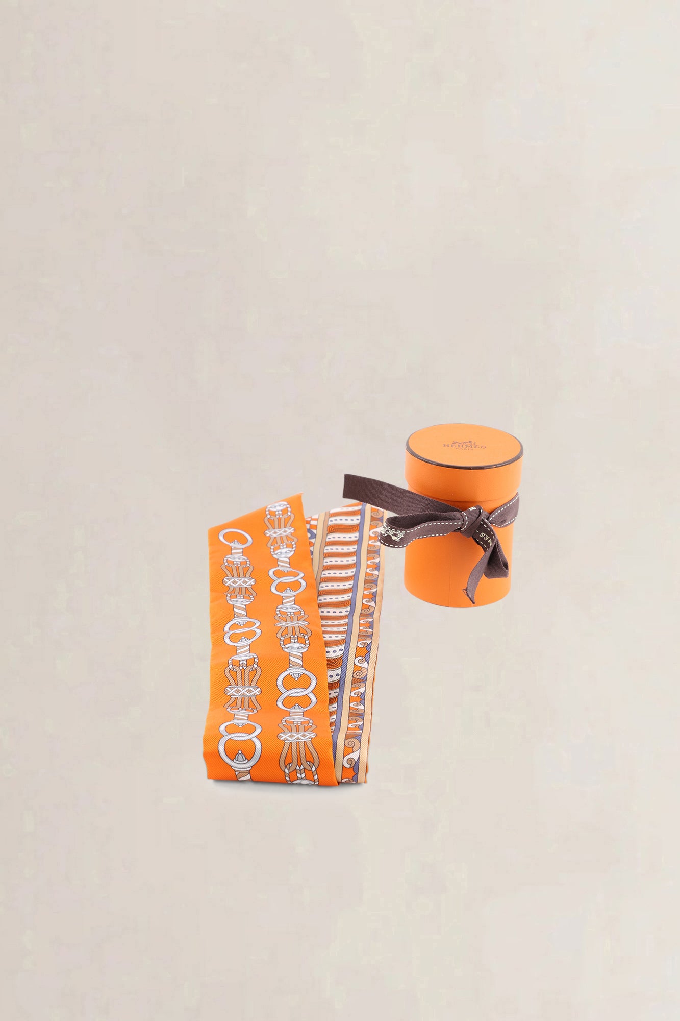 Hermès "Harnais En Rosace" Orange Silk Twilly