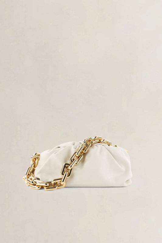 Bottega Veneta Chain Pouch beige — preloved