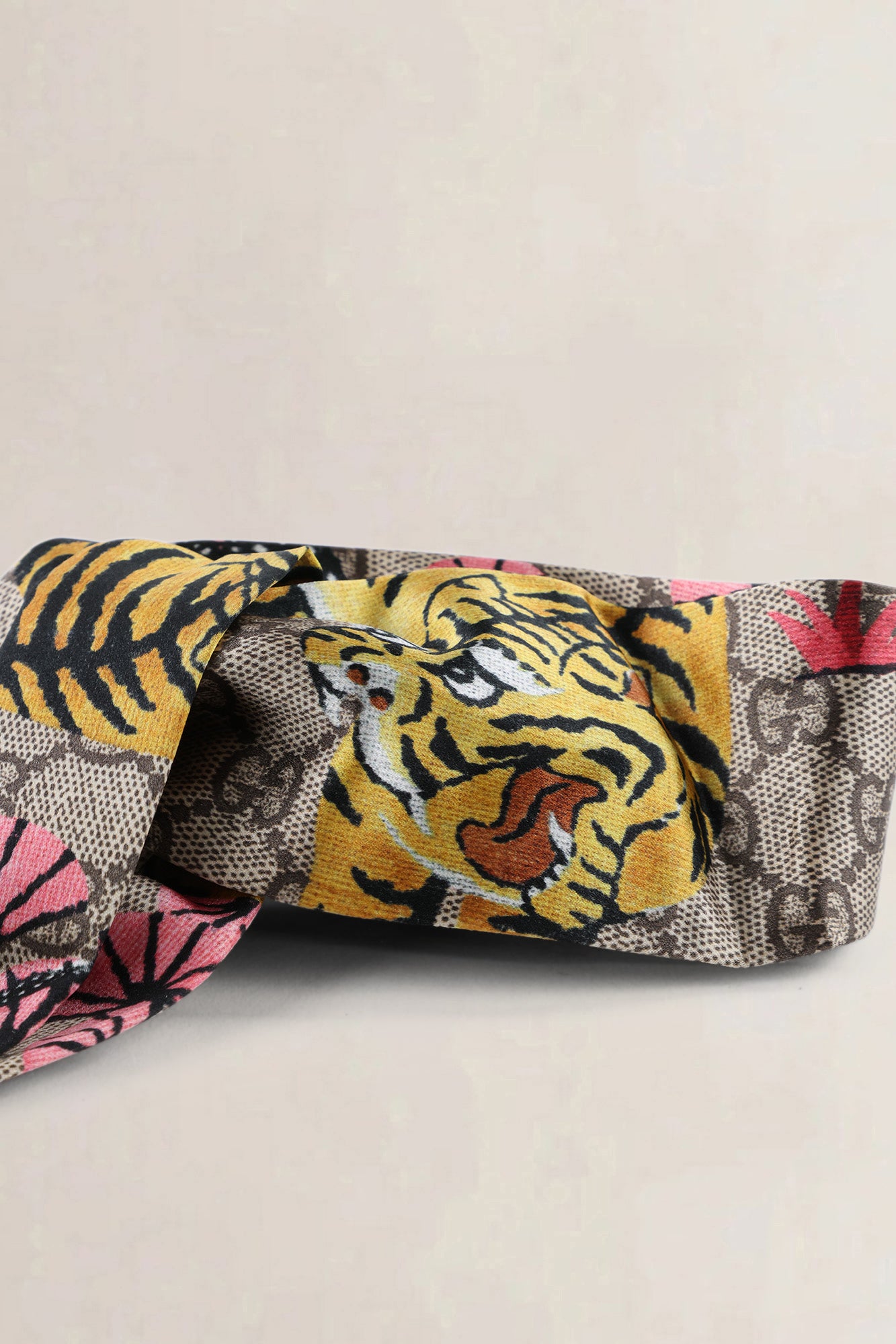 Gucci Bengal Tiger GG Supreme Set — preloved