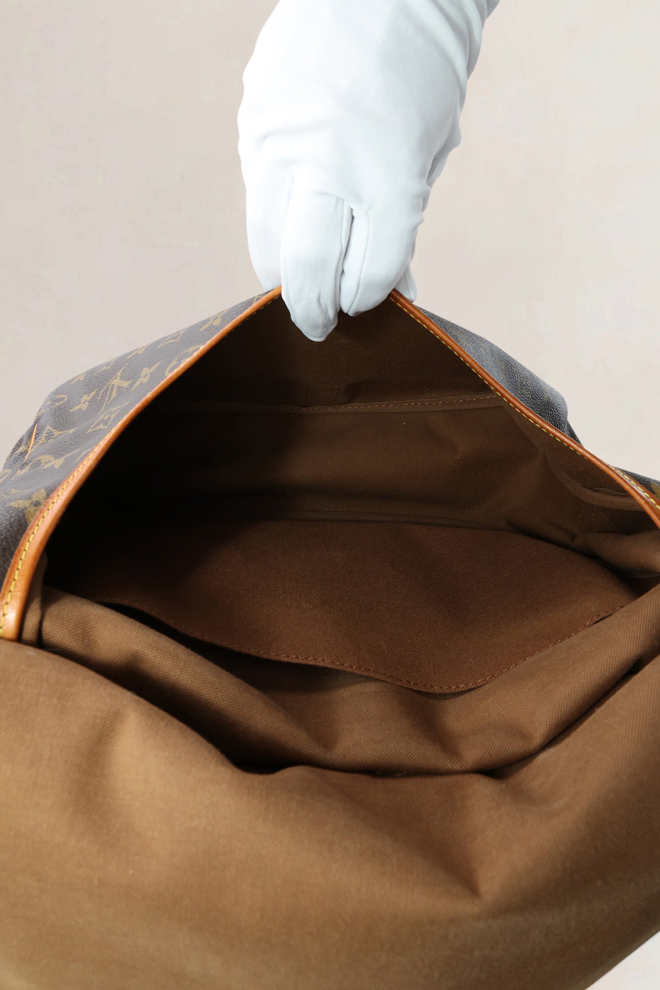 Louis Vuitton Saumur 35 Monogram — vintage