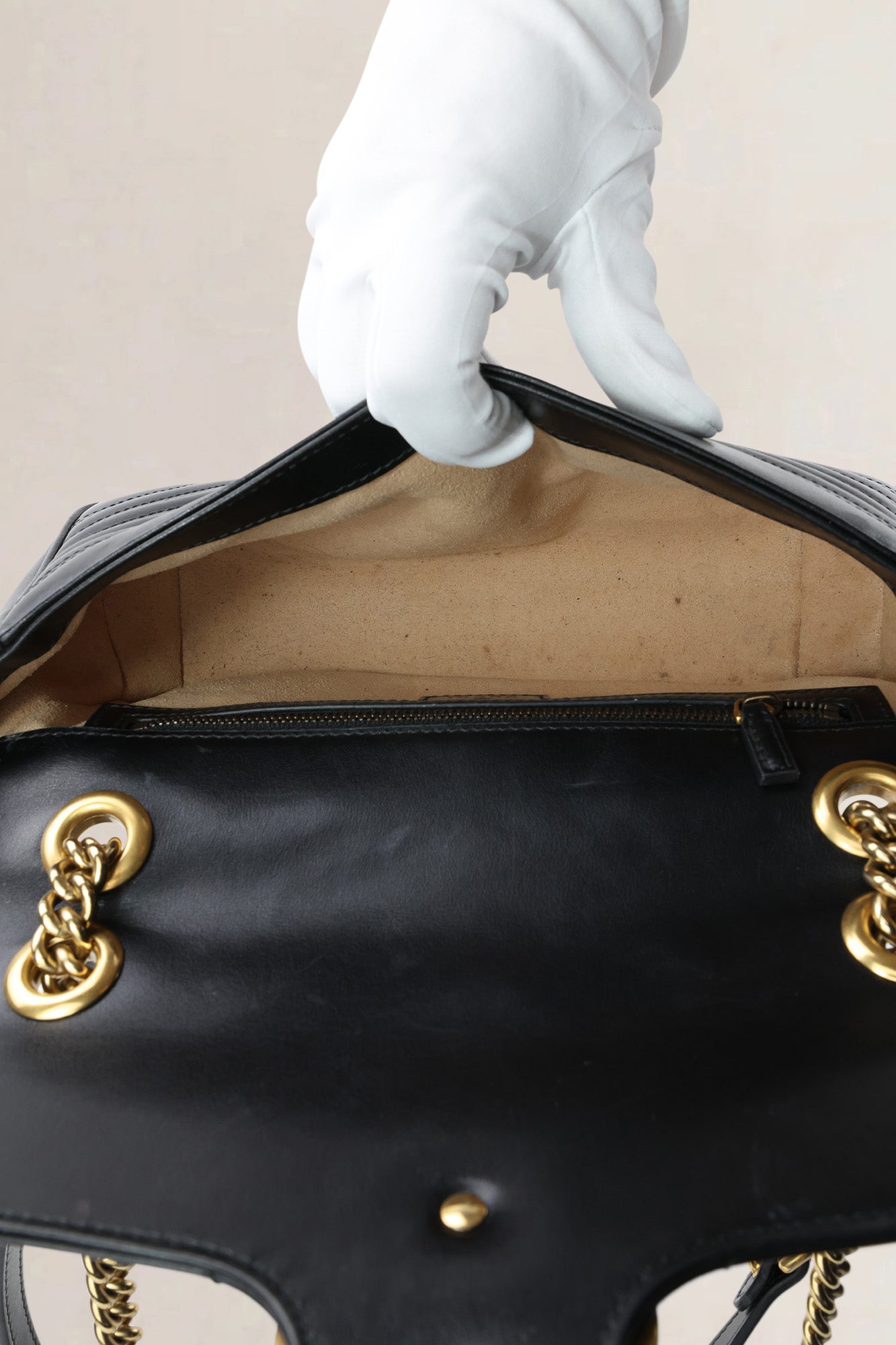 Gucci Black GG Marmont Medium Crossbody Bag