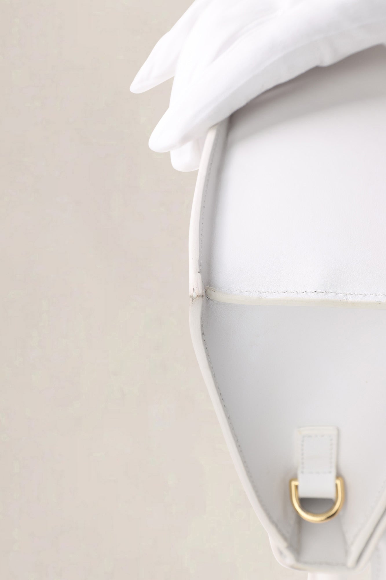 Jacquemus White Leather Le Chiquito Moyen Crossbody Bag