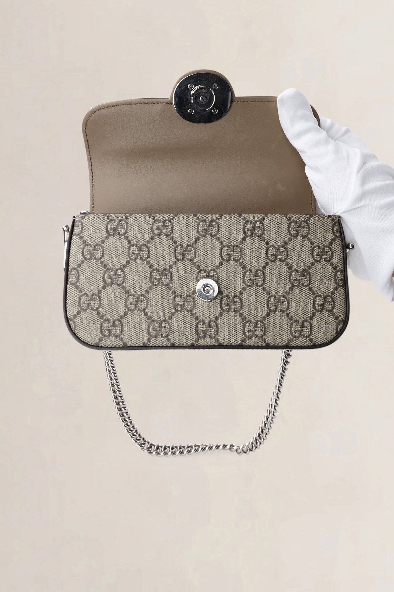 Gucci Beige & Ebony GG Supreme Senna Petite Shoulder Bag