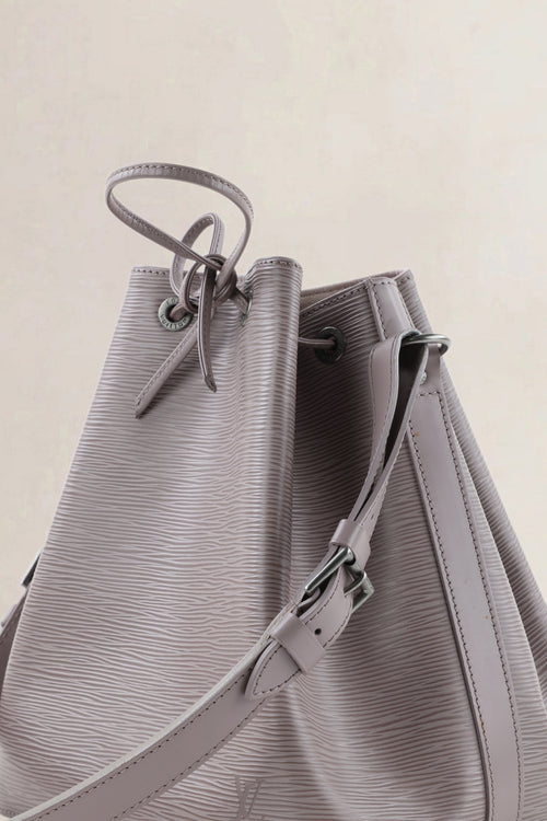 Louis Vuitton Lilac Epi Leather Noé Shoulder Bag