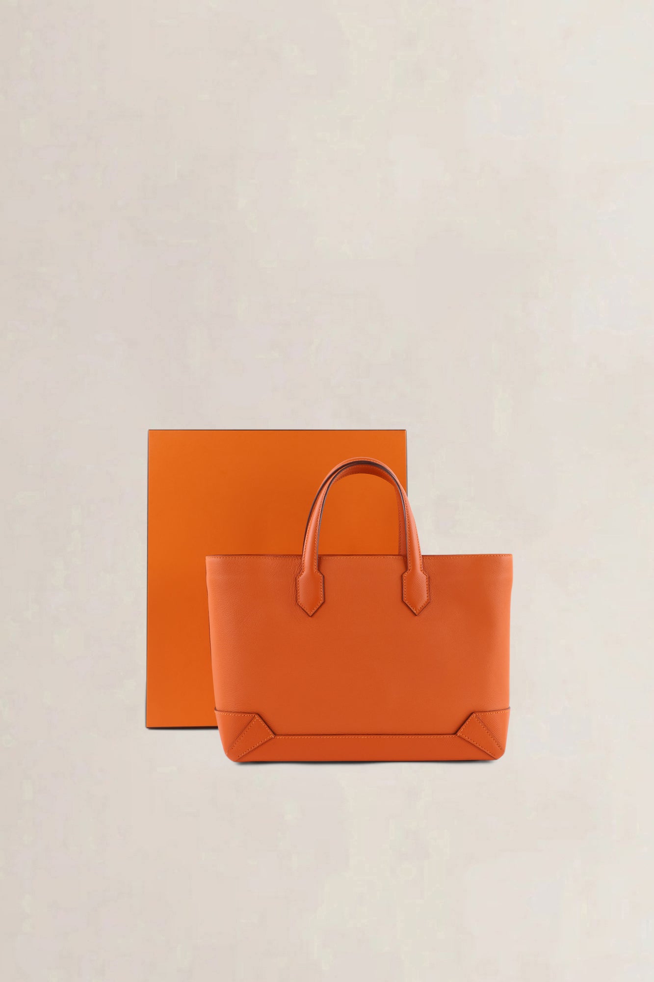 Hermès Orange Maxibox 30 Top Handle Bag
