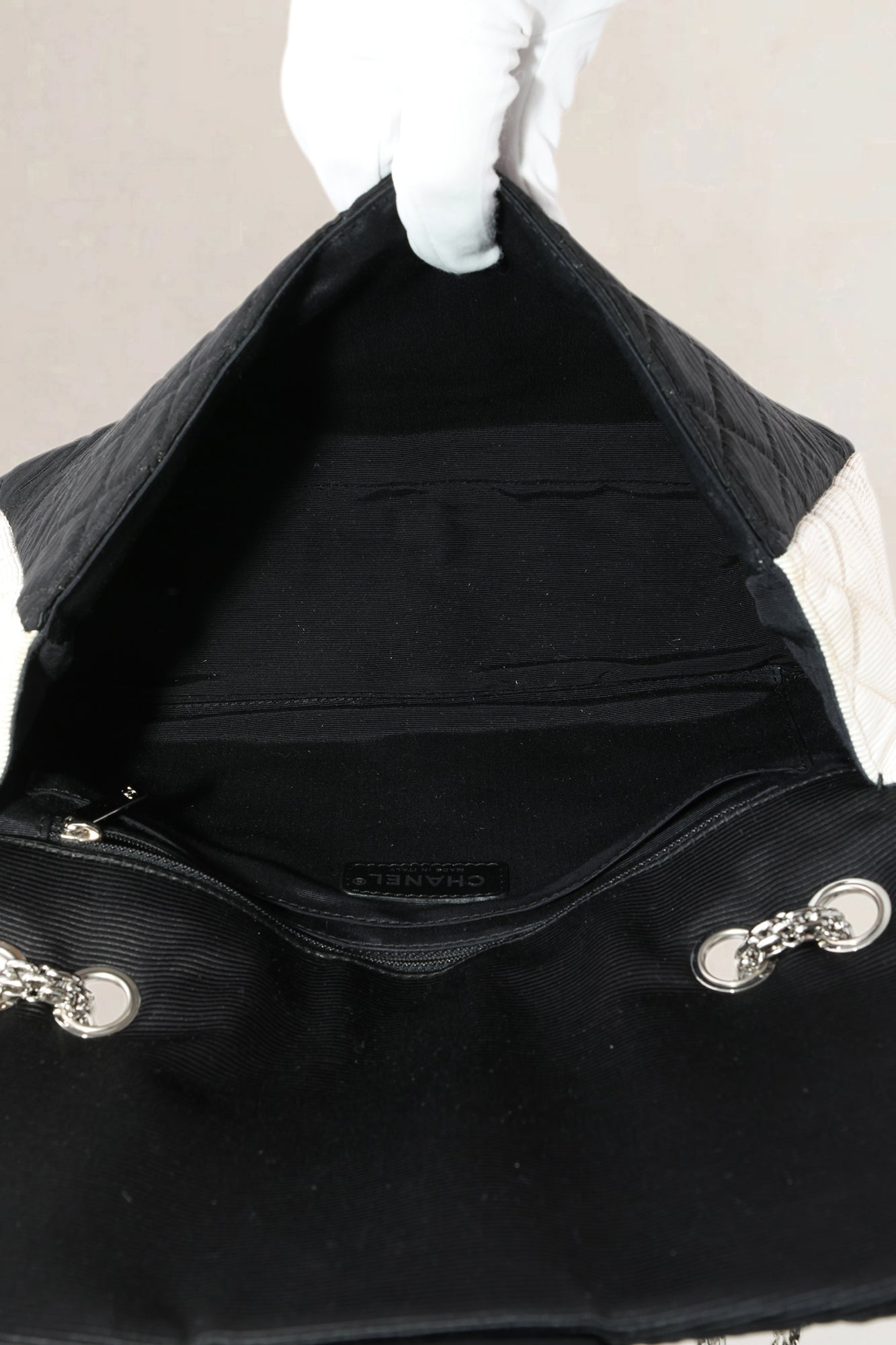 Chanel Black/White Cloth 2.55 Reissue Crossbody Bag