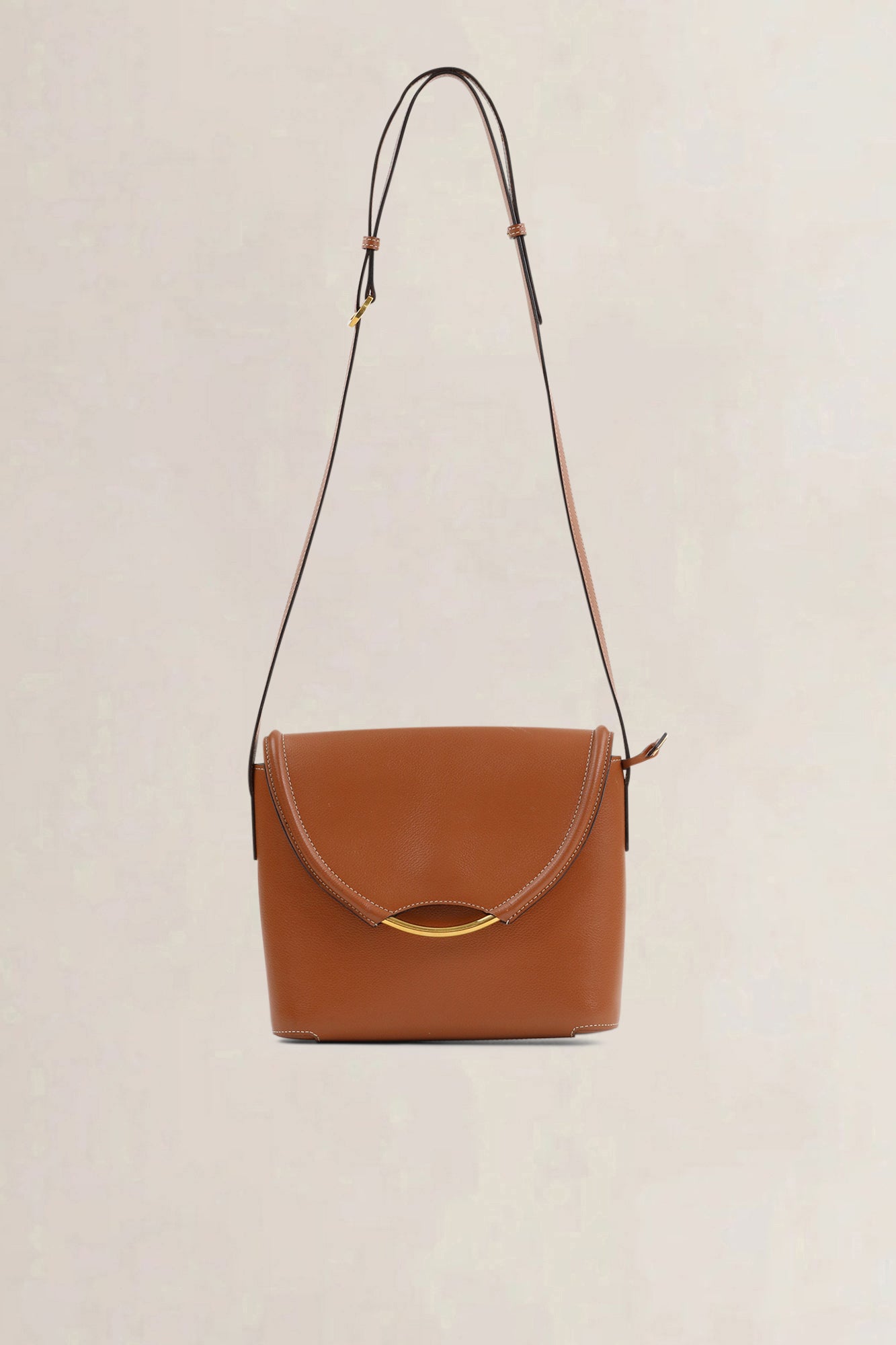Delvaux Cognac Eclair — vintage