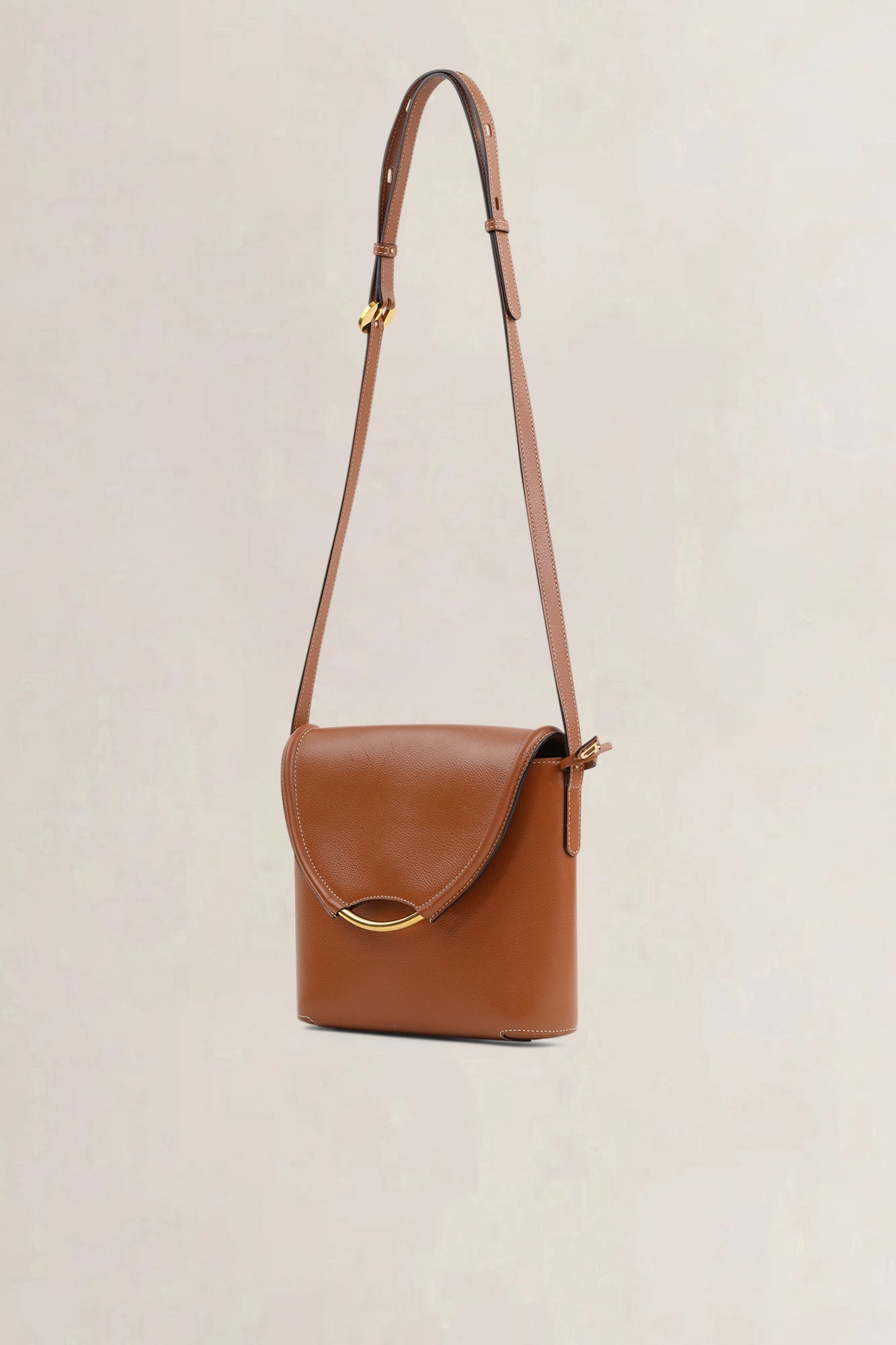 Delvaux Cognac Eclair — vintage