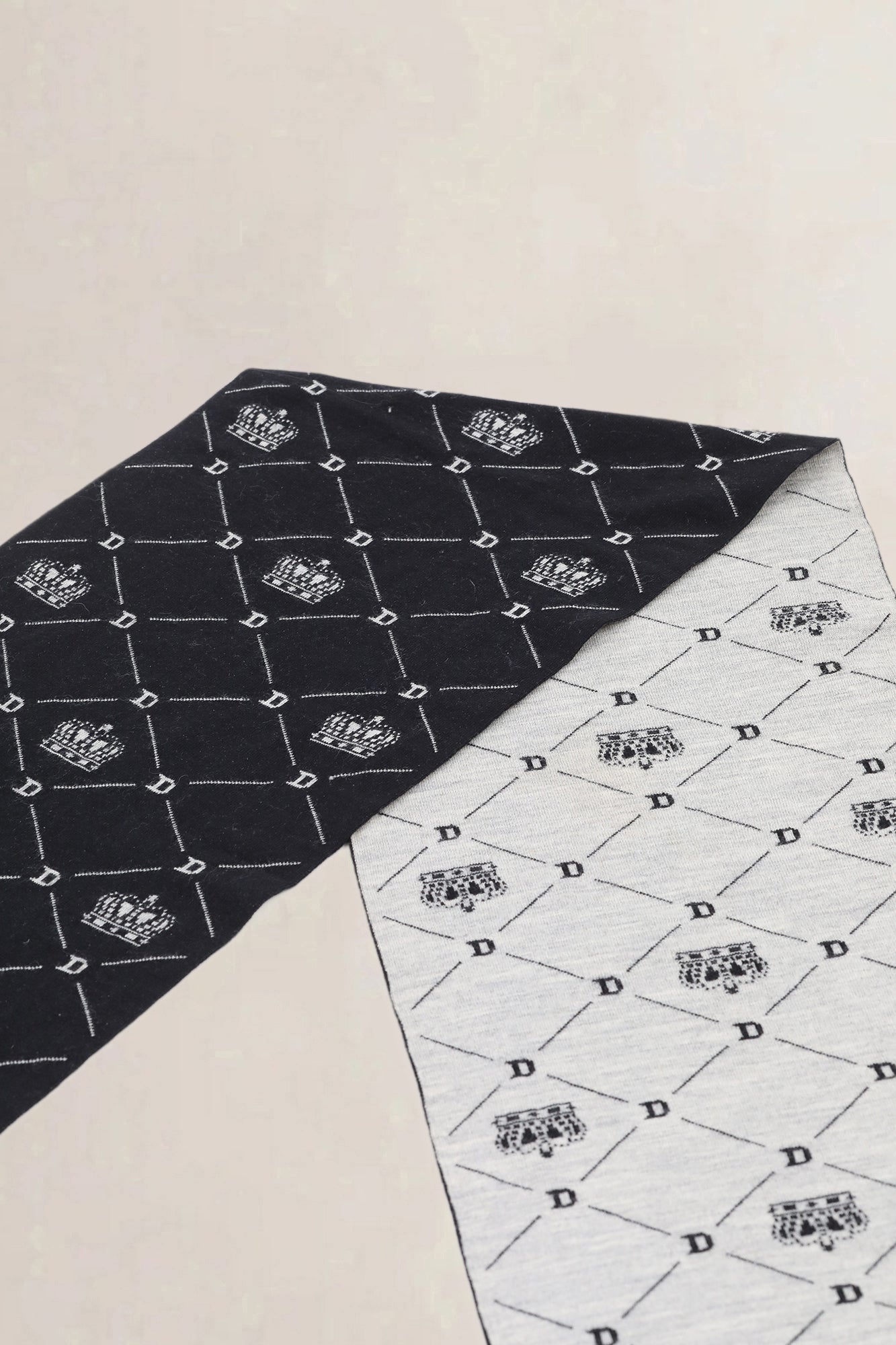 Delvaux Grey/Black Wool/Cashmere Scarf