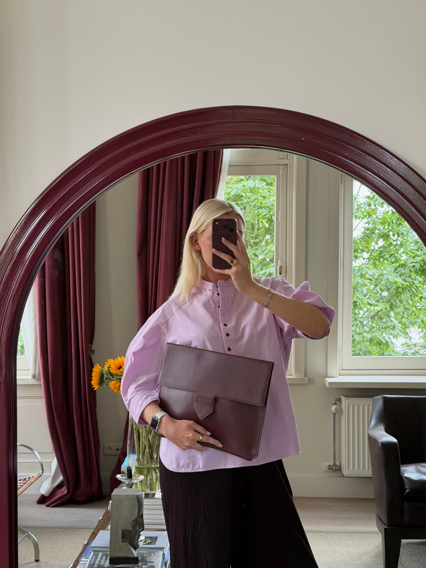 Delvaux Presse Pochette Purple — preloved